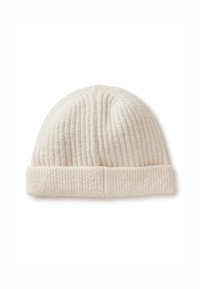 Żebrowana kremowa czapka typu beanie z wywijanym mankietem, wykonana z miękkiego materiału, z zaokrąglonym czubkiem i gładkim wykończeniem.