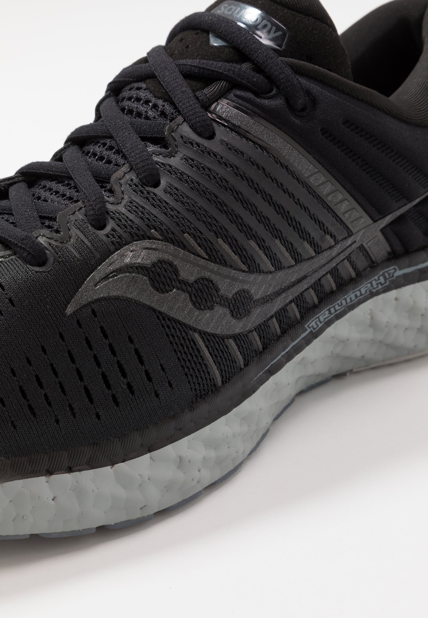 Saucony TRIUMPH 17 - Nøytrale løpesko - blackout Saucony TRIUMPH 17 - Nøytrale løpesko - blackout