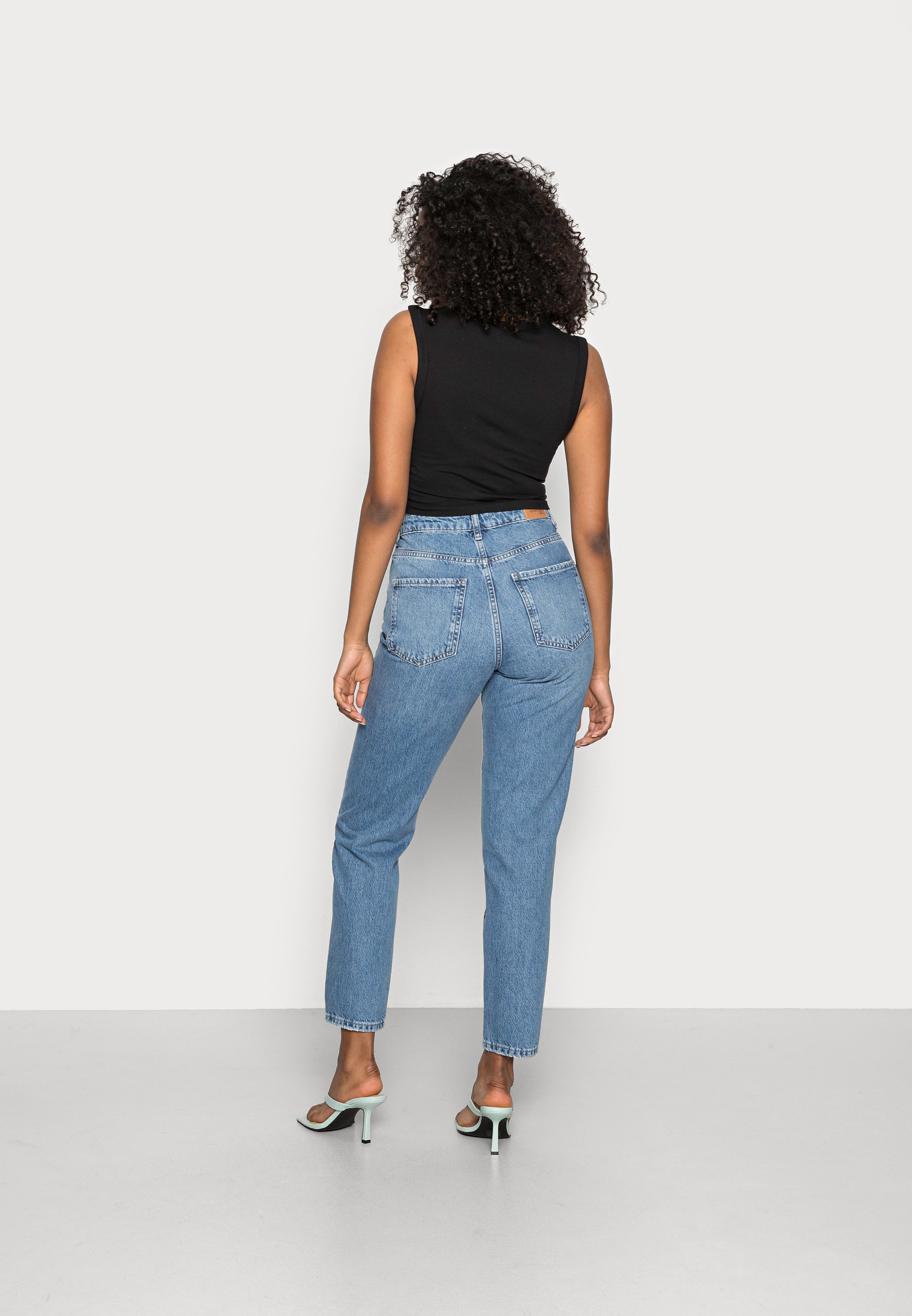Gina Tricot DAGNY MOM - Relaxed fit 