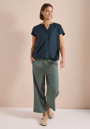 Cecil, SHORT-SLEEVE BLOUSE WITH SPLIT NECK - Blůza - deep petrol blue