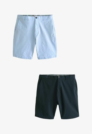 Shorts bleu clair et bleu marine foncé exposés, avec poches avant, fermeture à bouton et une texture de tissu tissé lisse.
