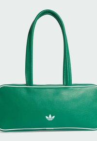 Zelena kožna torba pravokutnog oblika, s dva ručka, bijelim prošivanjem i malim bijelim logotipom na prednjoj strani. Glatka tekstura.