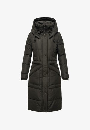 Pikk tumes roheline puffjakker, millel on kapuuts, ees lukuga, nööbid ja kaks suurt küljetaskut. Omab tikitud tekstuuri ja voolavat taljet.