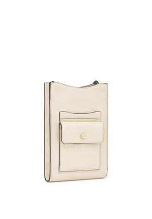 Mała kremowa skórzana torebka na ramię z przednią kieszenią zabezpieczoną złotym guzikiem oraz czarną lamówką wzdłuż krawędzi.