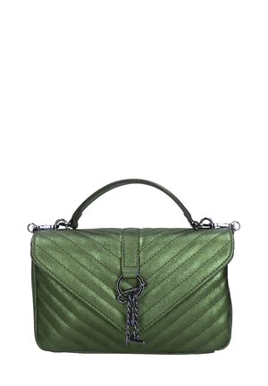Borsa a tracolla verde trapuntata in materiale metallico. Presenta un accento a catena, manico superiore e accessori in argento. Forma rettangolare, base piatta.
