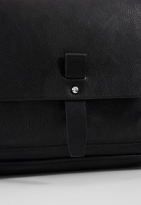 Esprit Sac à main - black