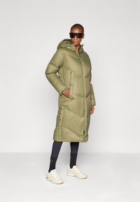 Burton LONG PARKA - Sulemantel - forest moss