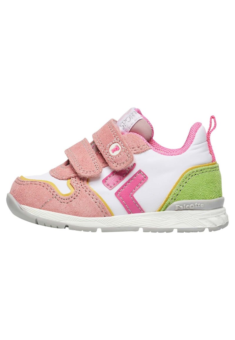 Sneakers per bambini in suede rosa e materiale sintetico bianco. Presentano strap in velcro, un accento verde e giallo e suola testurizzata.