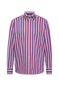 Camicia a maniche lunghe con bottoni, a righe verticali rosse, blu e bianche, con taschino sul petto e colletto classico, su uno sfondo bianco.