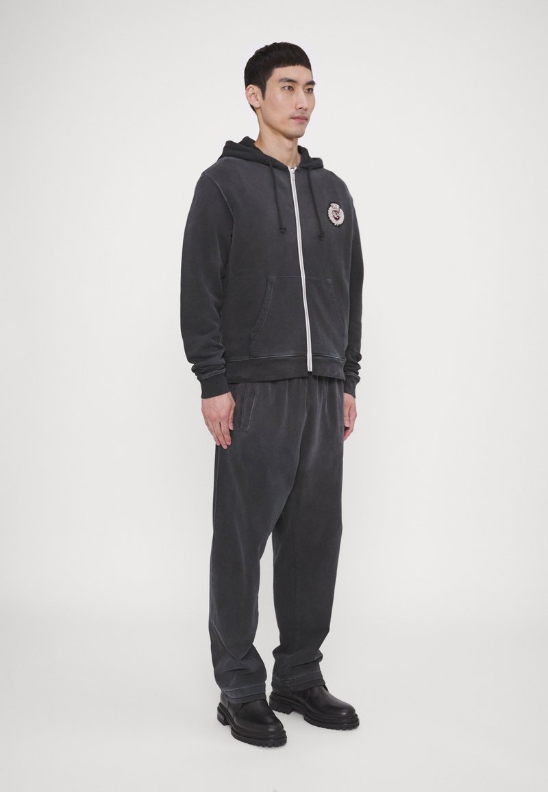 Border Zip Sweatshirt  BU0124