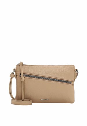 Bežs ādas crossbody soma ar faktūru, ar rāvējslēdzēja nodalījumu, regulējamu siksnu un metāla aksesuāriem.