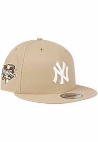 Caps New Era New York Yankees Contrast Side Patch 9Fifty Snapback Cap Gray/ Navy (60364384