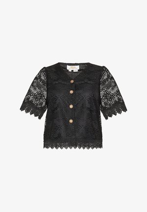 Sort bluse i blonde med korte ærmer, der har en bølget kant, seks dekorative knapper og et detaljeret mønstret stof.