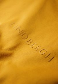 Lindbergh TEE S/S - Camiseta básica - honey