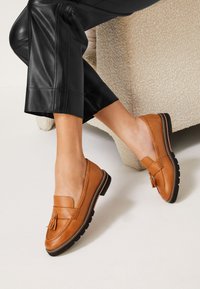 Next FOREVER COMFORTÂ TASSEL LOAFERS - Loafers - camel