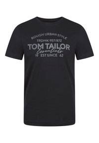 Camiseta de algodón negra con cuello redondo. El texto en el frontal incluye "Estilo Urbano Rugoso" y "Esenciales de Tom Tailor" en blanco y plateado.