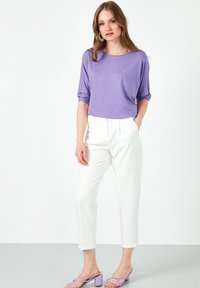 LELA CREW NECK  - Camiseta de manga larga - lilac