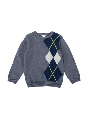 Suéter de punto gris con cuello redondo, que presenta un patrón de rombos en azul marino y blanco acentuado con verde lima. Puños y dobladillo acanalados.