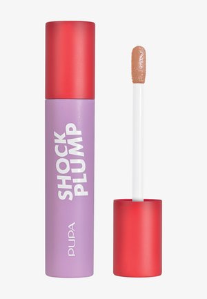 Lippenkleber in einer lila Tube mit rotem Deckel, beschriftet mit "Shock Plump." Enthält einen weißen Applikatorstab mit einem bräunlichen Gloss an der Spitze.
