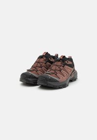 Salomon X ULTRA 360 LTR GORE TEX - Trekingové boty - cognac/peppercorn/black