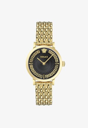 Orologio da polso dorato con quadrante nero, caratterizzato da una superficie testurizzata, un motivo a chiave greca e un bracciale in metallo intrecciato. Presente il marchio Versace.