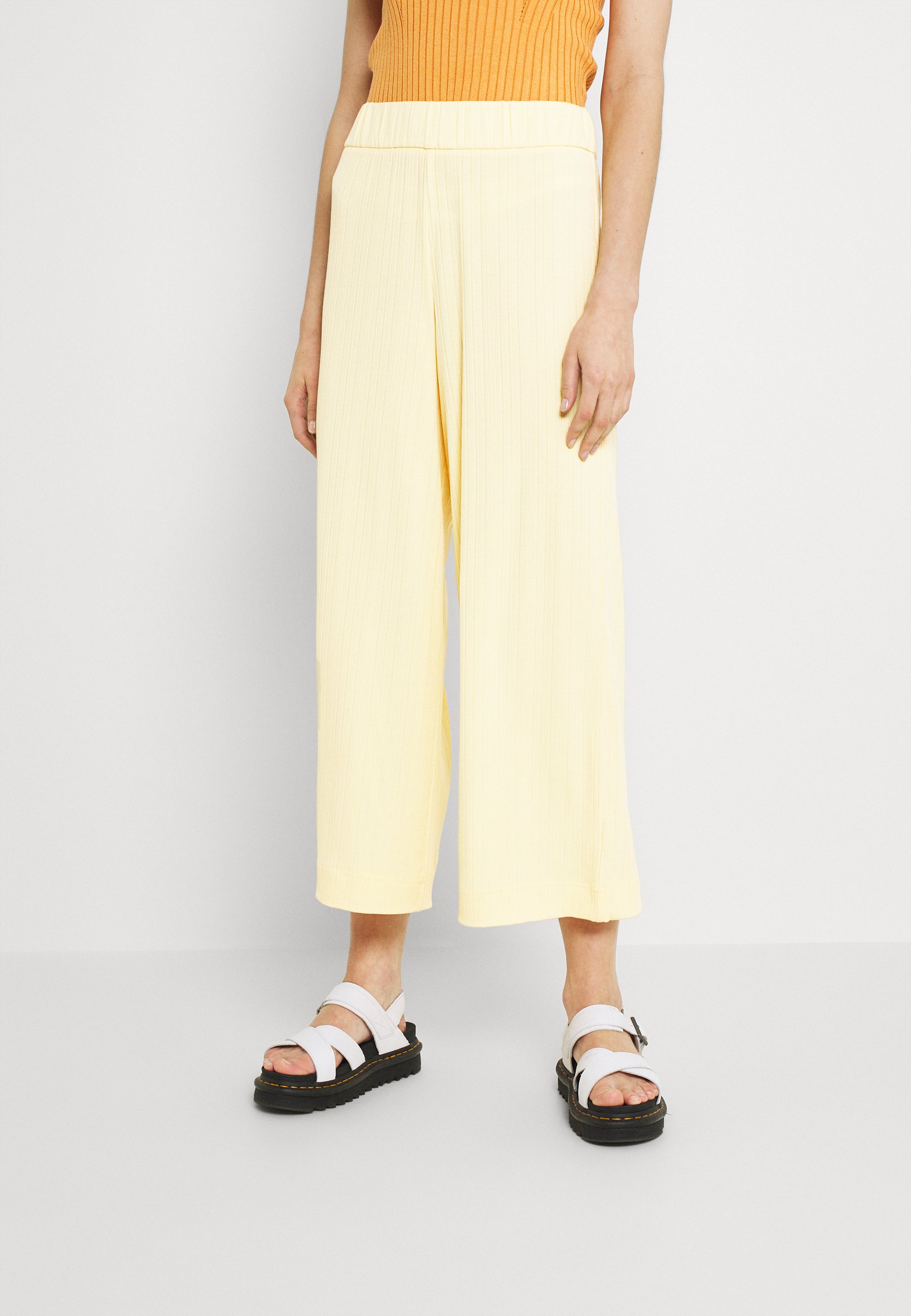 Monki Pantaloni - yellow/giallo - Zalando.it