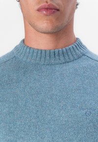 Barbour GRANGETOWN NECK SWEATER - Camisola - blue stone