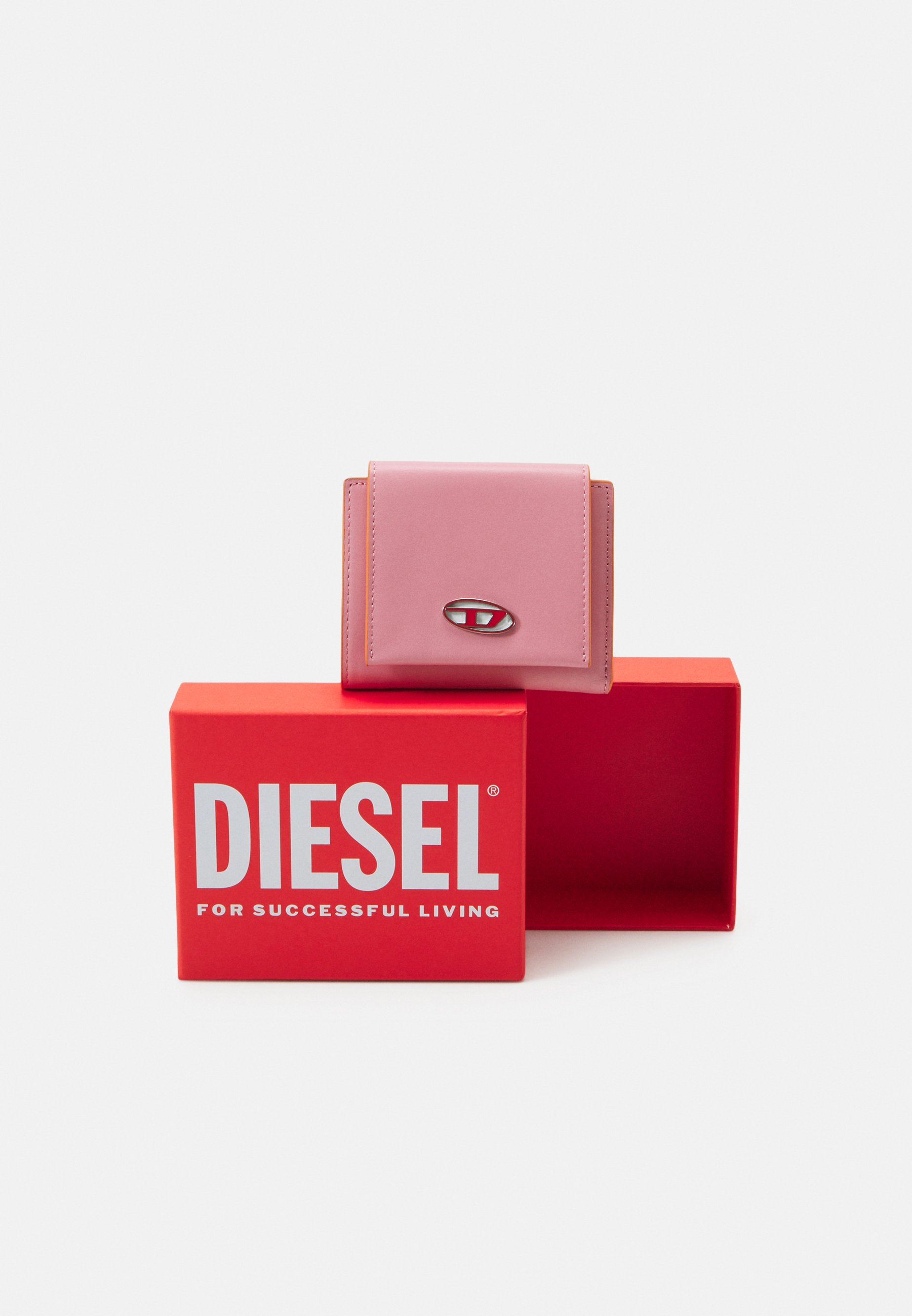 NAMID 폴드 코인 지갑 핑크 DI151H04KJ11 | 디젤 | 페칭 FETCHING