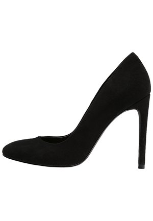 Zwarte suède hoge hakpump met een spitse neus en een slanke stilettohak, voorzien van een gladde textuur en een minimalistisch ontwerp.