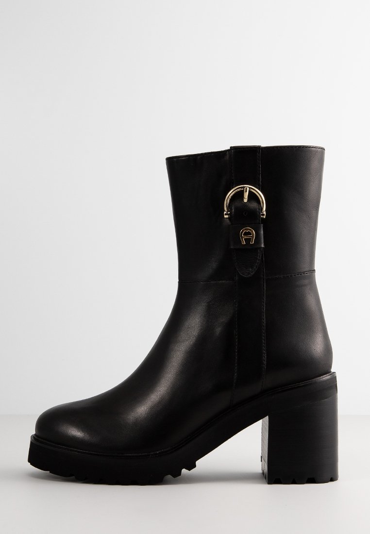 Botine cu platformă