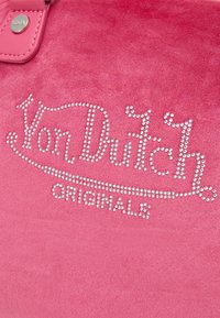 Von Dutch KAILEN - Bolsa de cintura - pink/silver-coloured