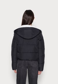 Hollister Co. Vinterjacka - black