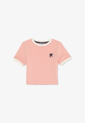 Crop top rosa a maniche corte con bordo bianco su colletto e polsini, con un piccolo logo FILA nero sul petto a sinistra.