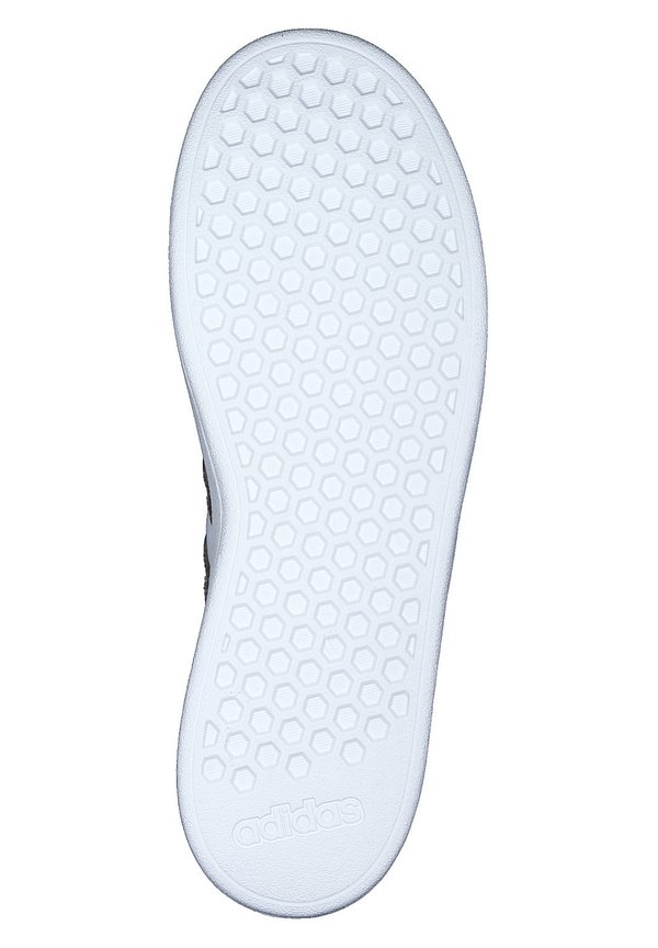 GRAND COURT LACE - Trainers3