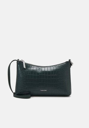 Calvin Klein MUST CROSSBODY CROCO - Bandolera - palm green