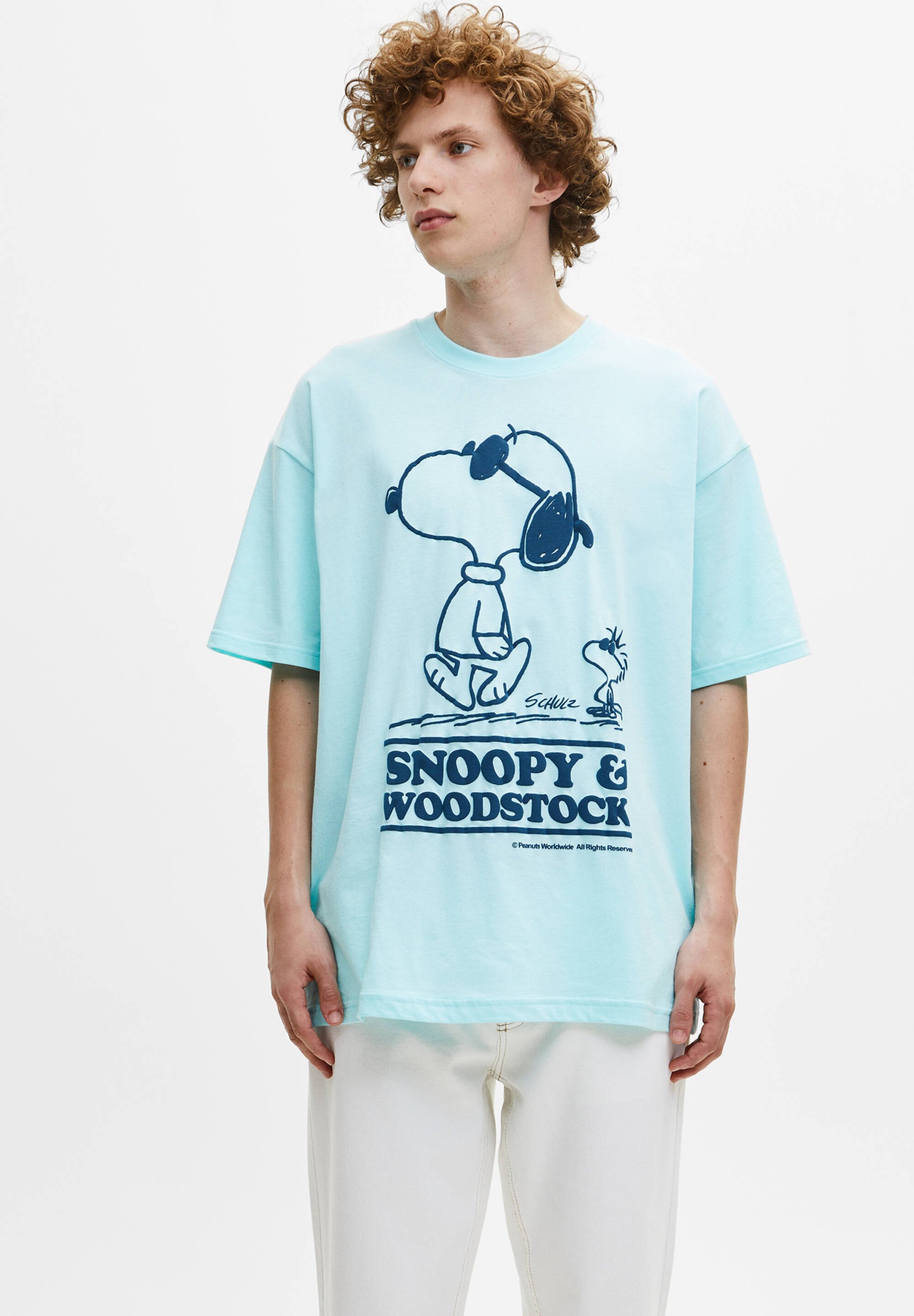 pull and bear snoopy t shirt