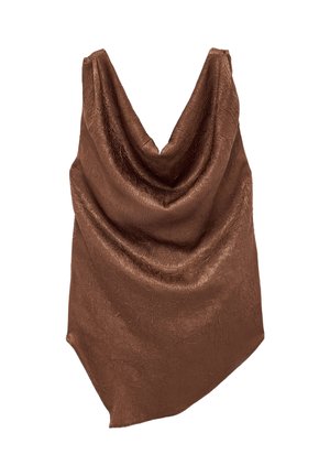 Brązowy, bezrękawnik o fakturze przypominającej satynę, z głębokim dekoltem typu kaskadowego i asymetrycznym dołem.