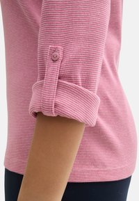 TOM TAILOR HENLEY - Langarmshirt - rosa