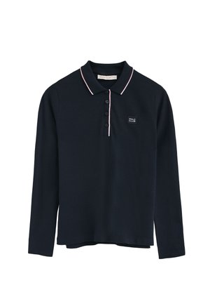 Polo a maniche lunghe blu navy con colletto a costine, bordo rosa, chiusura con tre bottoni e logo ricamato sul lato sinistro del petto.