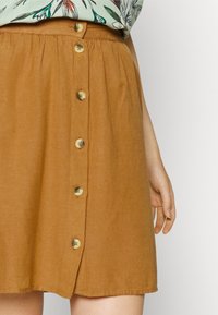 Pieces PCSUNNA SKIRT - Saia evasé - dijon