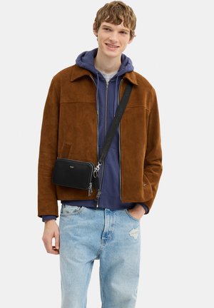 COACH, CLINTON - Sac bandoulière - black