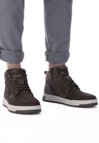 Rieker Bottines à lacets - schwarz