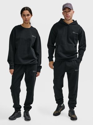 HALO ESSENTIAL - Jogginghose - black