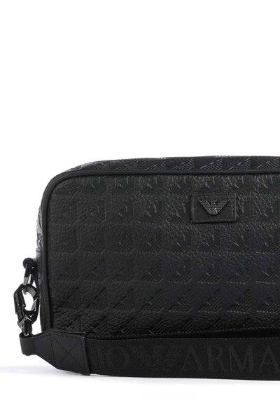 Emporio Armani - Kosmetyczka