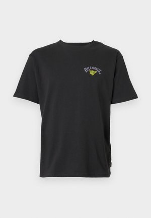 Zwarte katoenen T-shirt met korte mouwen, ronde halslijn en een logo-afbeelding op de borst met tekst en een kleurriek icoon.