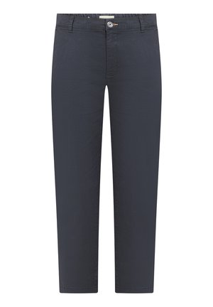 Granatowe bawełniane spodnie z płaskim pasem, zapinane na guzik, o prostych nogawkach. Gładka faktura bez widocznych wzorów ani ozdób.