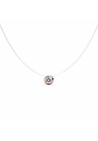Collana con pendente in oro rosa che presenta una gemma trasparente di forma rotonda, sospesa su una sottile catena argentata. Il design è minimalista ed elegante.