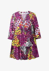 Sélectionné, magnolia red