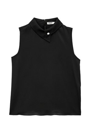 Ærmeløs sort bluse med asymmetrisk krave, der har en enkelt knap og lynlås bagpå.