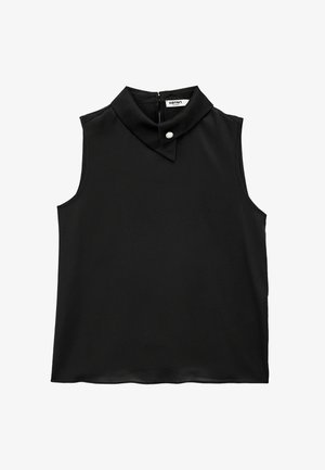 Ärmellose schwarze Bluse mit asymmetrischem Kragen, der einen einzelnen Knopf und einen Reißverschluss an der Rückseite aufweist.